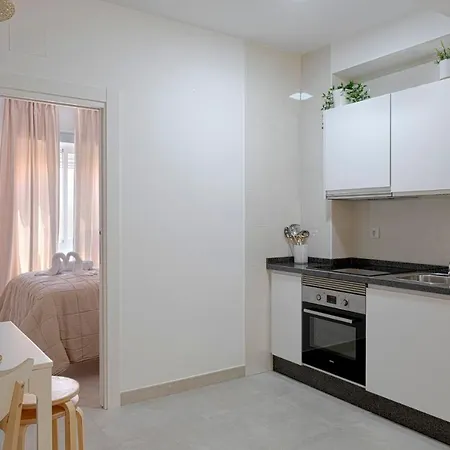 Homeabout Juan De Austria Apartment