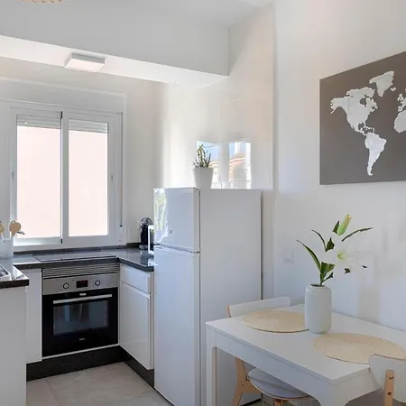 Homeabout Juan De Austria Apartment