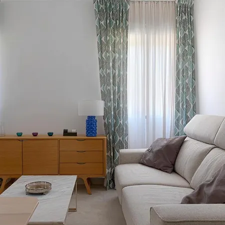 Homeabout Juan De Austria Apartment Malaga