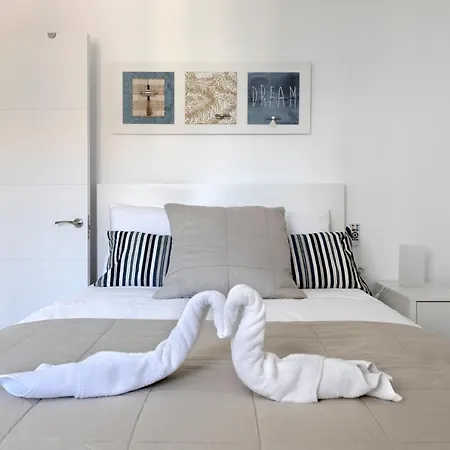Apartment Homeabout Juan De Austria